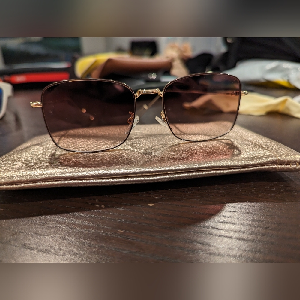 Pink Gradient Sunglasses - Picture 7 of 8